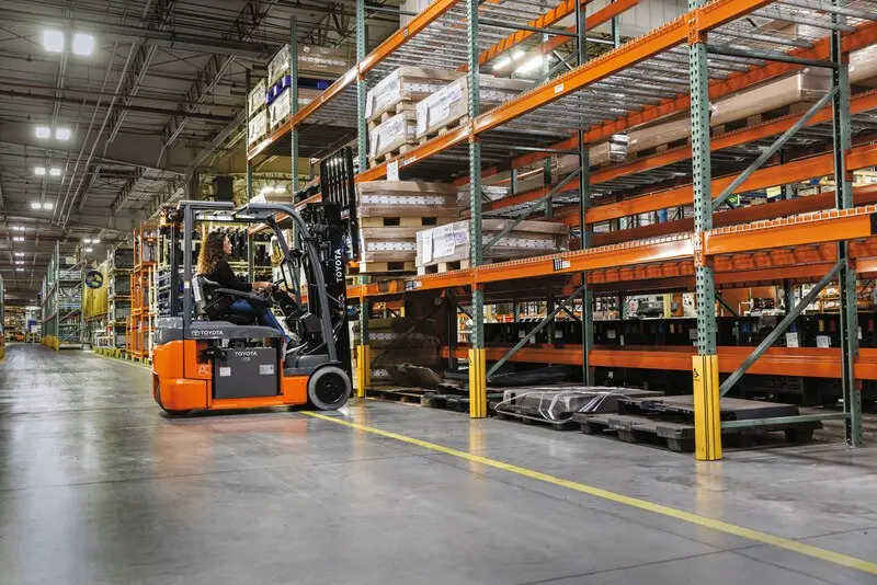 Safety optimized forklift with integrated cost control and fleet management analytics