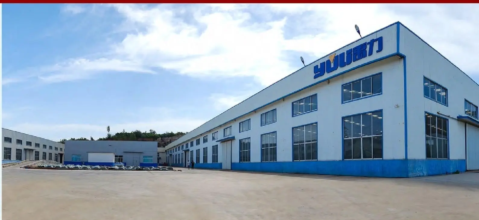Yuli Forklift production workshop in Qingzhou