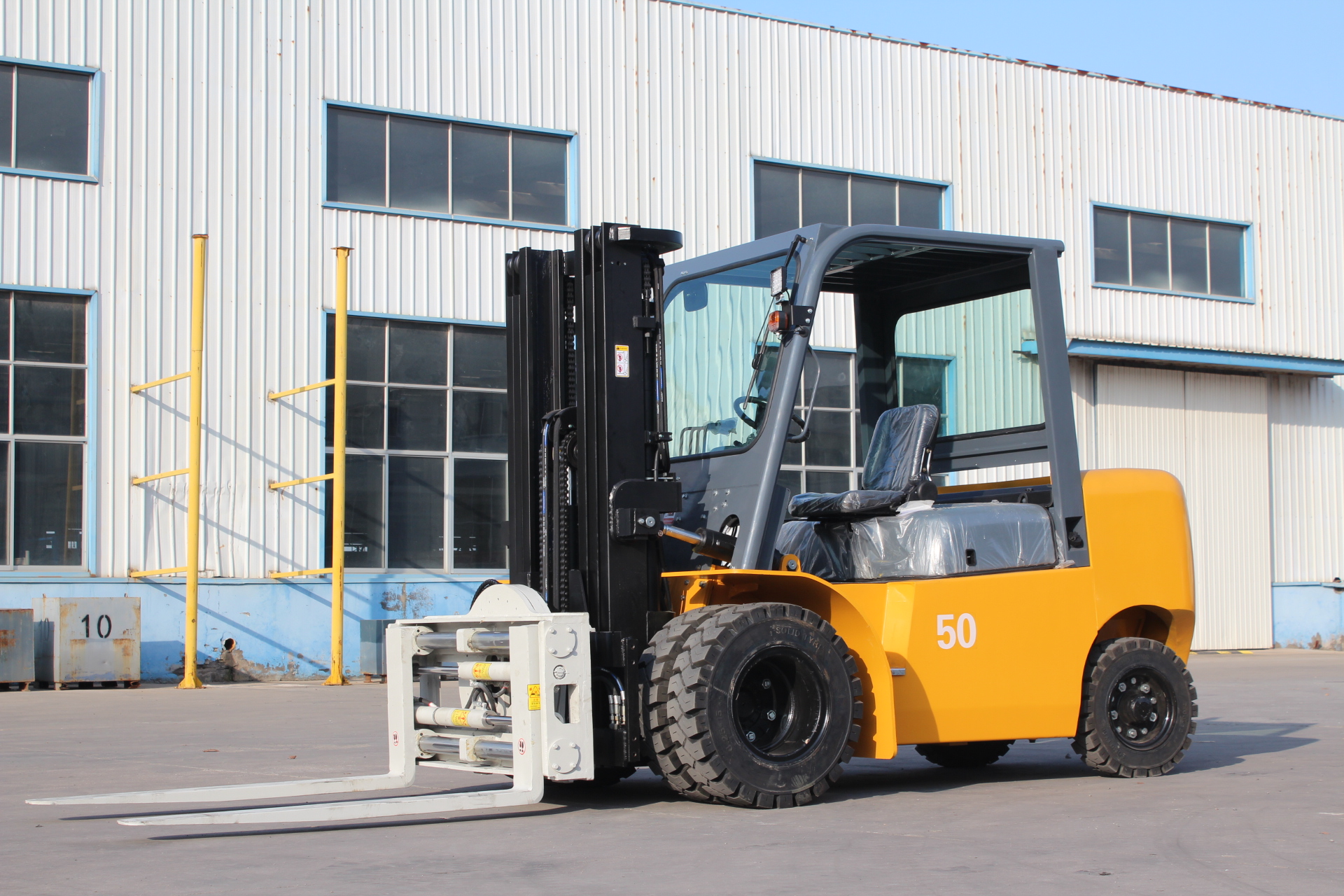 Powering tomorrow's warehouse